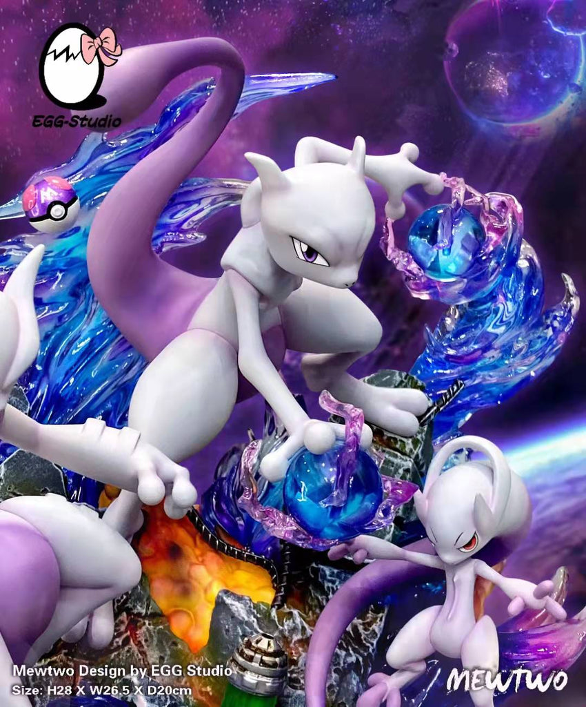 Pokémon Mewtwo Statue